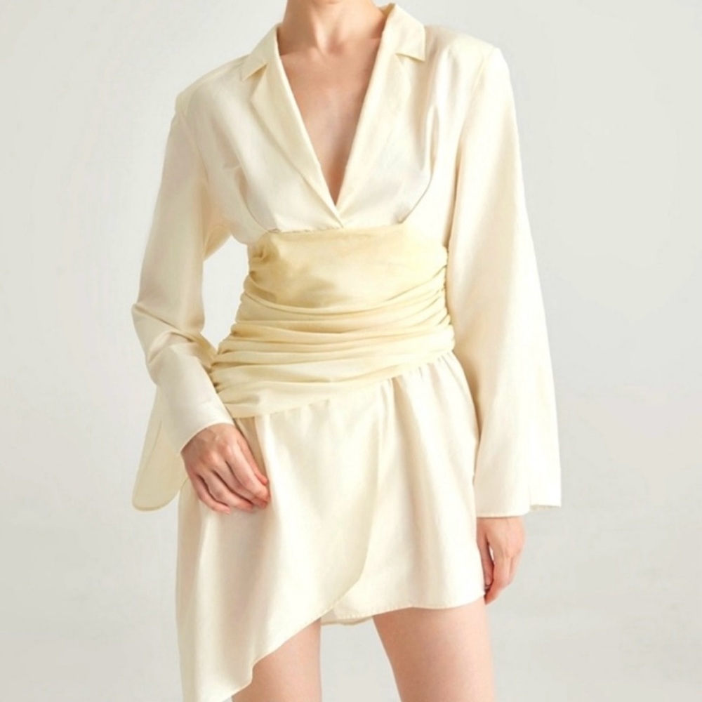 Silk Maison Ivory/yellow Pleated Belt Long Sleeve Mini Dress Size Medium